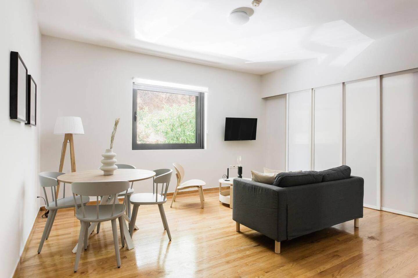 The Hill By Zoia Living Apartment Athens Ngoại thất bức ảnh